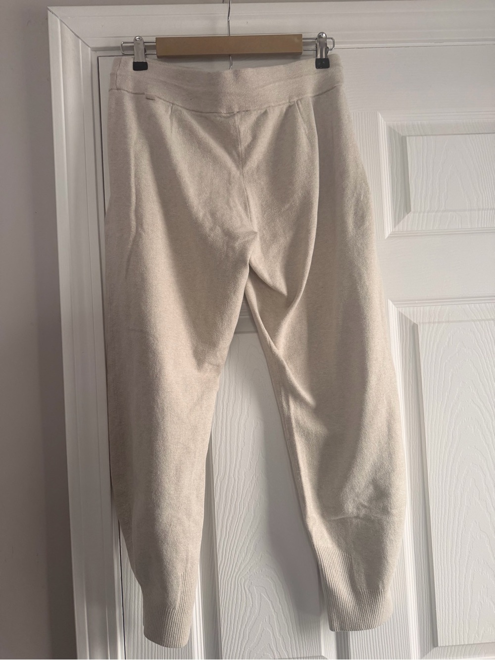 lululemon athletica Women's Ankle Cropped Pants in Light Beige